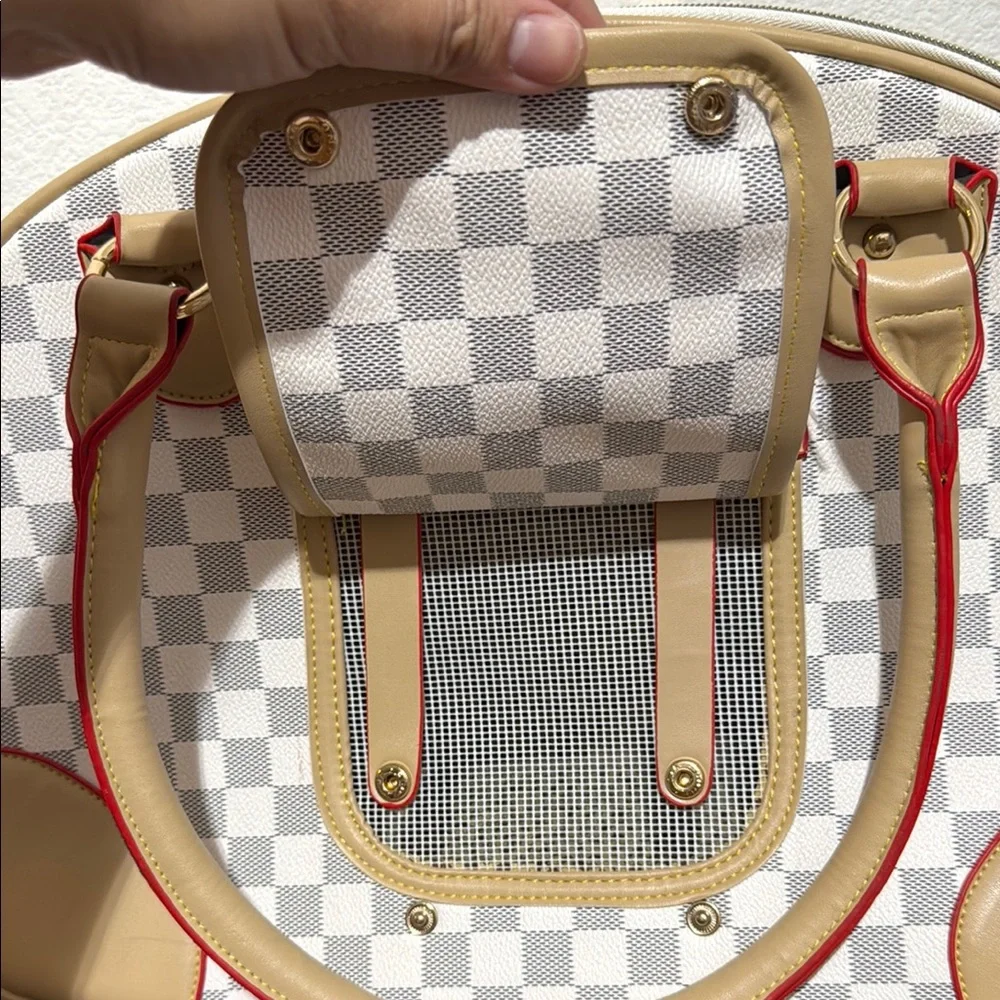 Checkered Beige Pet Bag